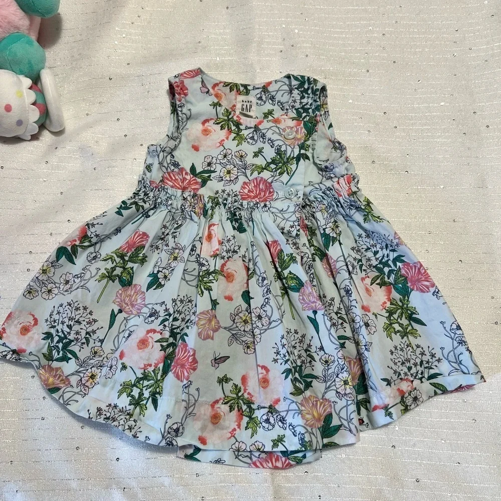 - Baby gap dress